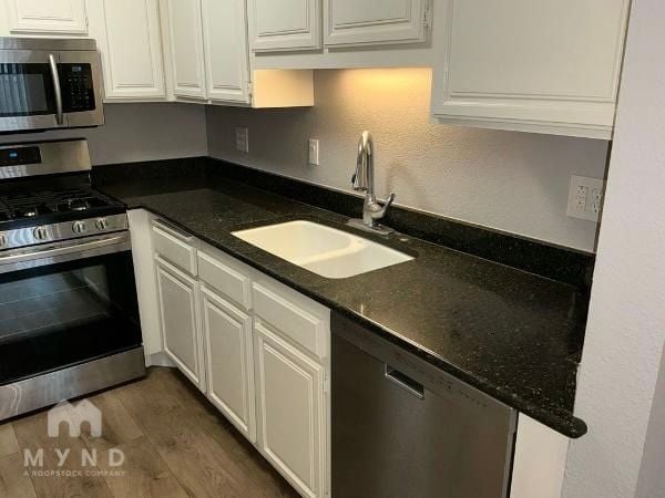 Foto del edificio - 2415 Sycamore Glen Dr