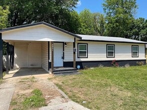 Building Photo - 3921 Avenue H