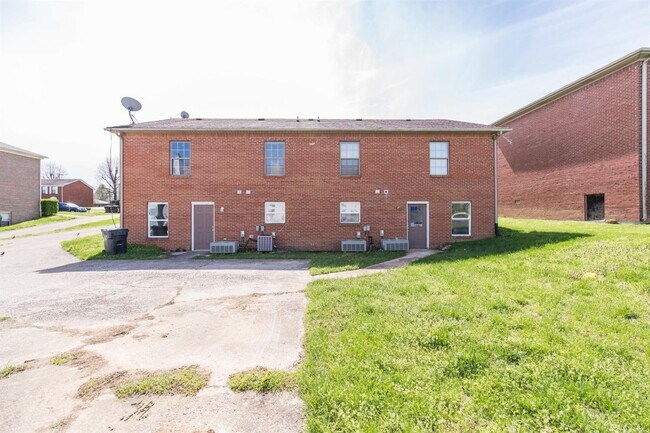 Building Photo - 431 Garden City Dr