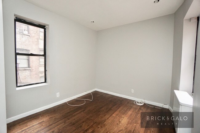 Building Photo - 634 W 135th St