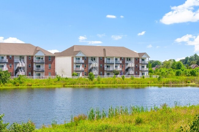 Building Photo - The Reserves of Thomas Glen