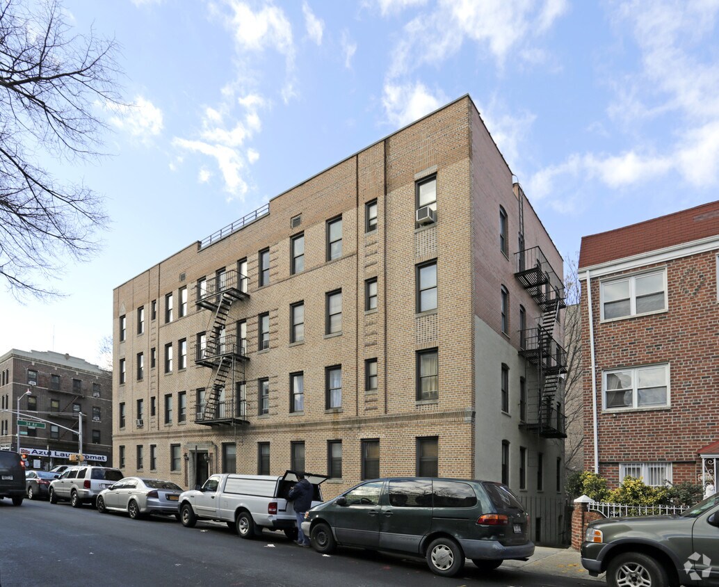 Foto del edificio - 32-86 34th St