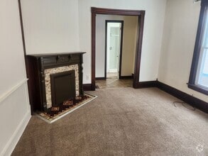 Building Photo - 104 Boardman St