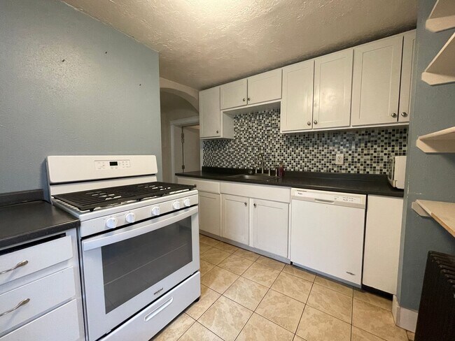 Foto del edificio - 192 N 100 E