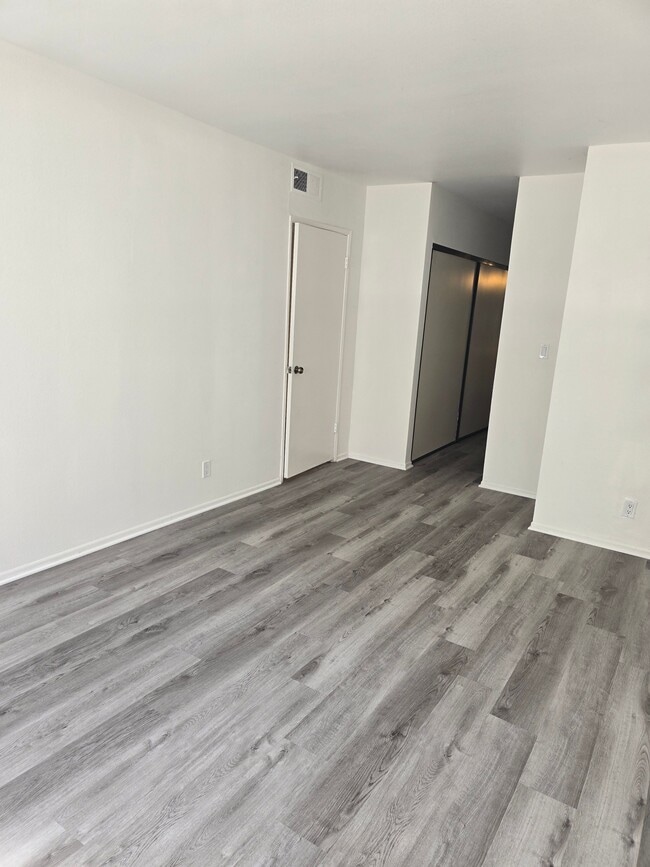 Building Photo - Magnolia View Apartments