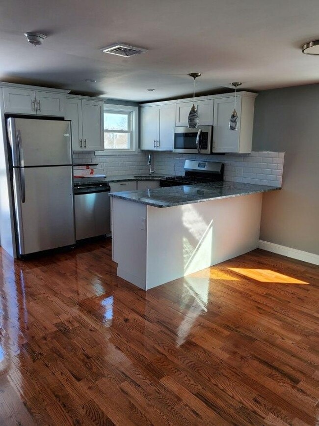 kitchen - 713 N Montello St
