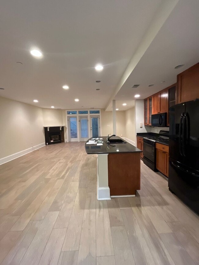Foto del edificio - 1529 Q St NW