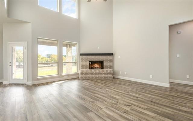 Foto del edificio - 750 Serenity Ln