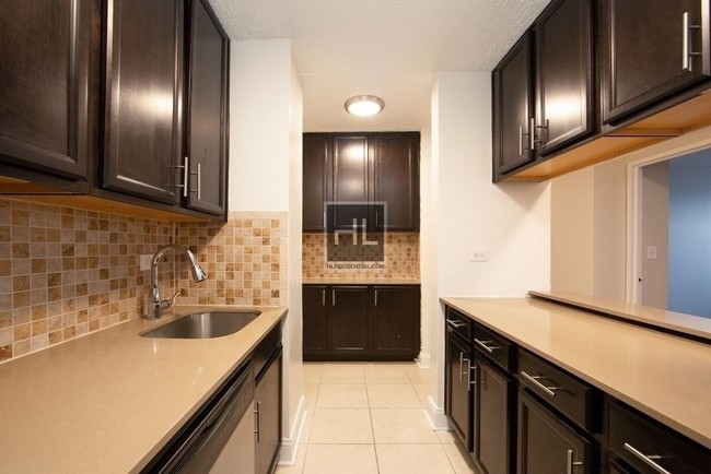 Building Photo - 4 bed ,Madison Avenue