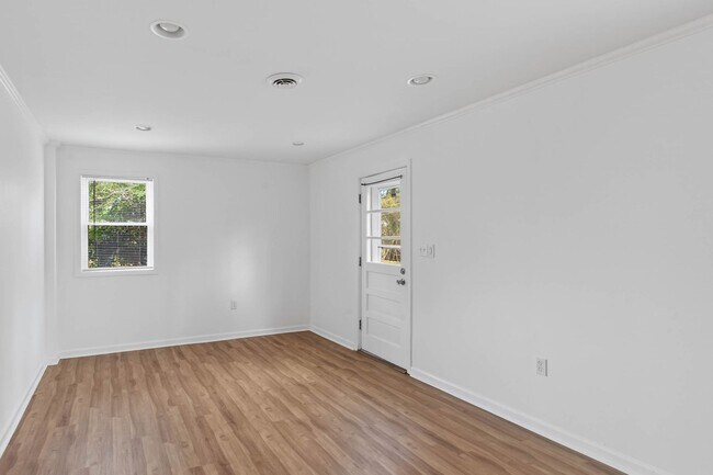 Foto del edificio - Newly updated apartment