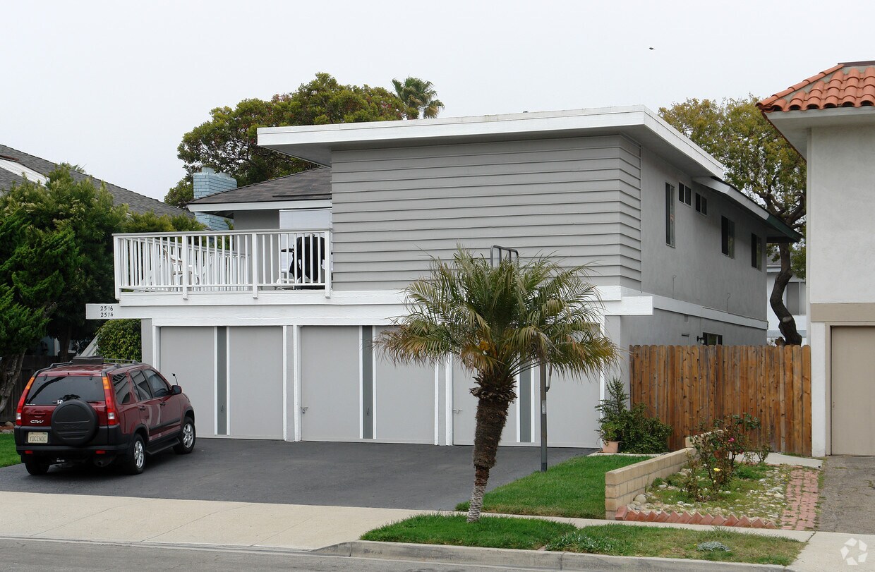 Building Photo - 2514-2516 Seahorse Ave