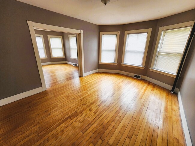 Dining room - 26 Eureka St