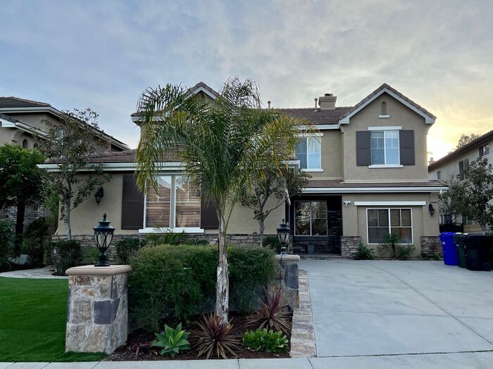 Primary Photo - New Listing!