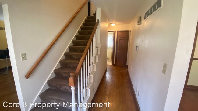 Foto del edificio - 4 br, 2.5 bath House - 1316 W Woodside Drive