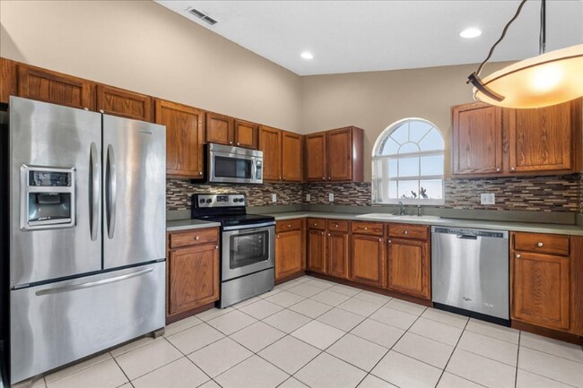 Building Photo - 8084 Santee Dr