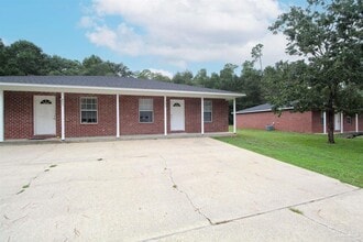 Building Photo - 6853 Roundup Ln