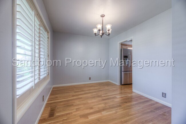 Foto del edificio - For Lease | Midtown Tulsa | Available Now!