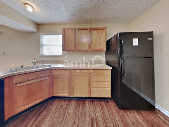 Building Photo - 8046 Wichita Hill Dr