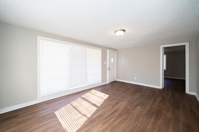 Foto del edificio - 3225 4th Ave N