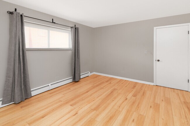 Foto del edificio - 1041 N Northwest Hwy