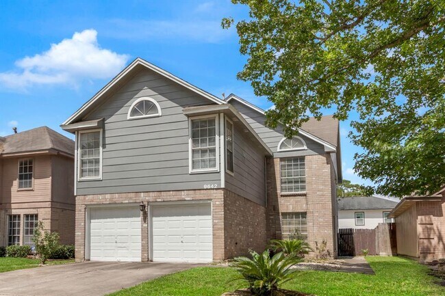 Building Photo - 9642 Cane Creek Dr