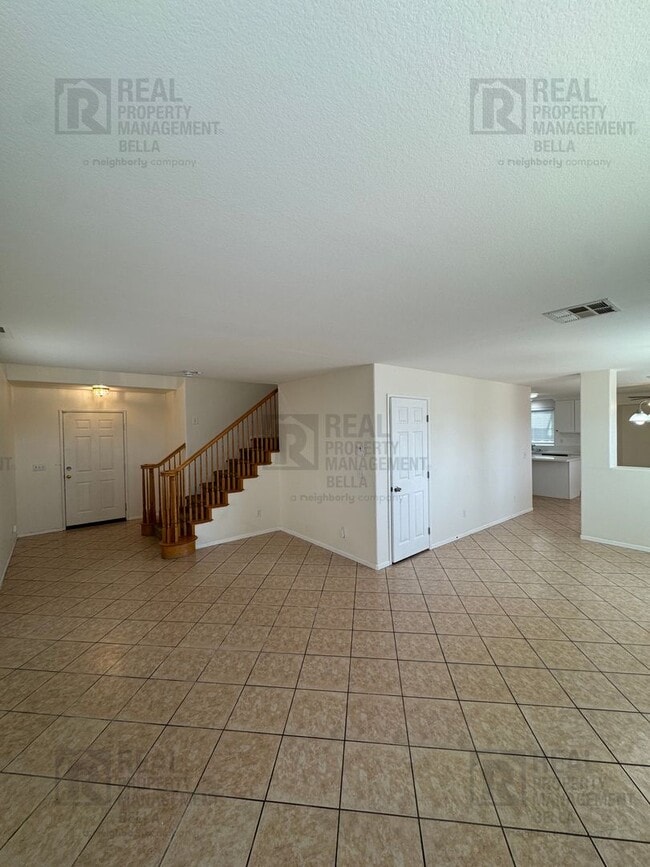 Foto del edificio - Spacious Moreno Valley Ranch Home with 3-Car Garage & Resort-Style Amenities