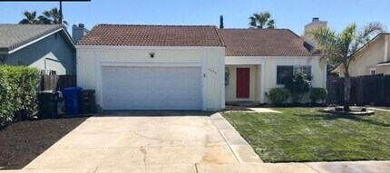 Building Photo - 5250 Riverlake Rd