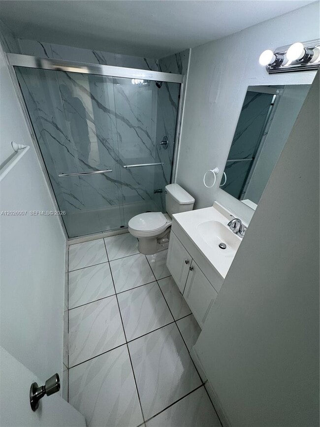 Foto del edificio - 1555 W 44th Pl