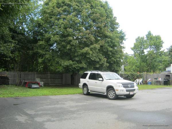 Building Photo - 531 S Main St