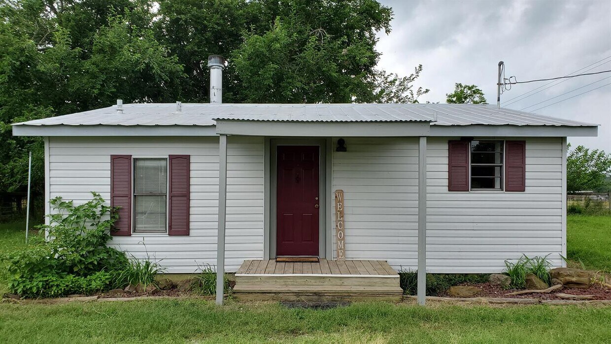 Primary Photo - 7070 FM 974