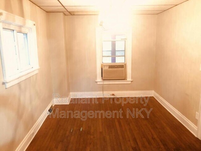 Foto del edificio - 4 W 28th St
