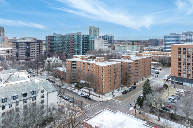 Contexto aéreo - Sherman Garden Apartments