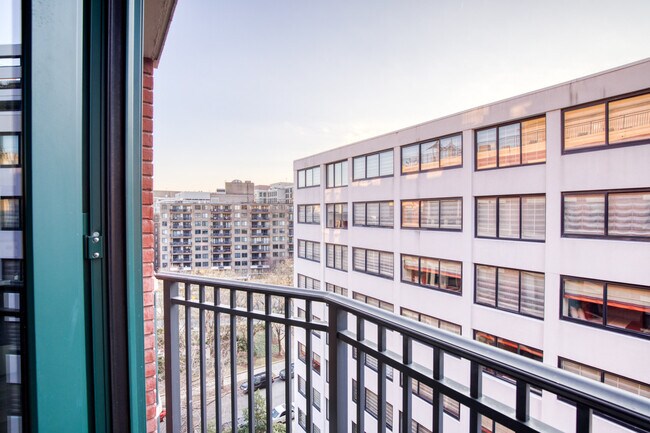 Building Photo - 1301 M St NW