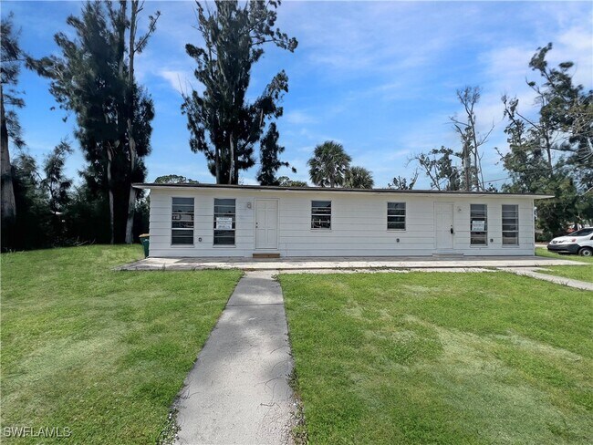Foto del edificio - 3200 Placida Rd