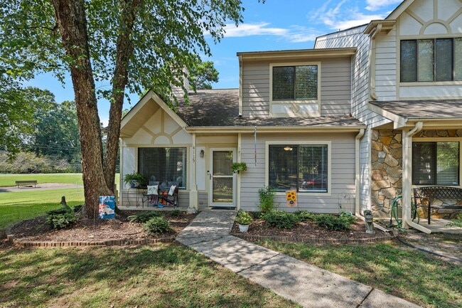 3 bedroom townhome in Raintree Country Club - 3 bedroom townhome in Raintree Country Club