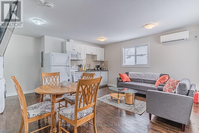 Building Photo - 266 Canice St