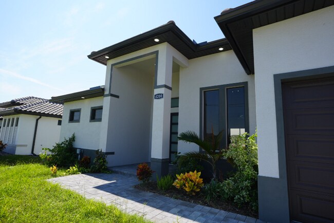 Foto del edificio - 4200 NW 39th Ln