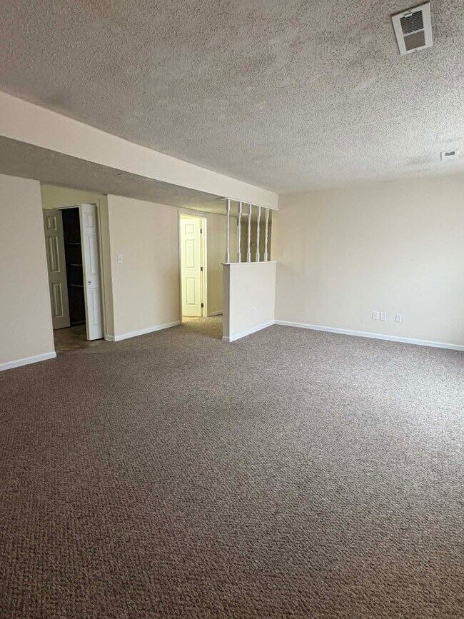 Foto del edificio - 1712 McGregor Ct