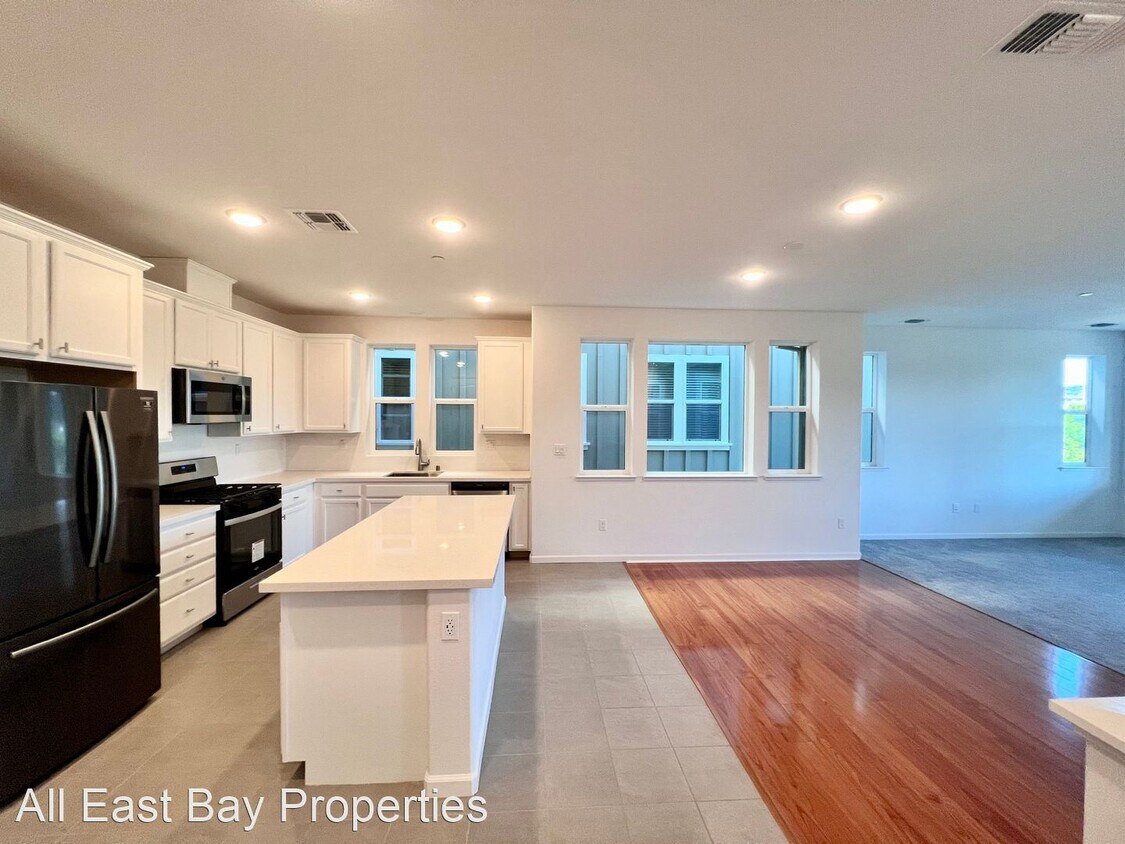 Foto principal - 4 br, 4 bath House - 1958 John Muir Pkwy