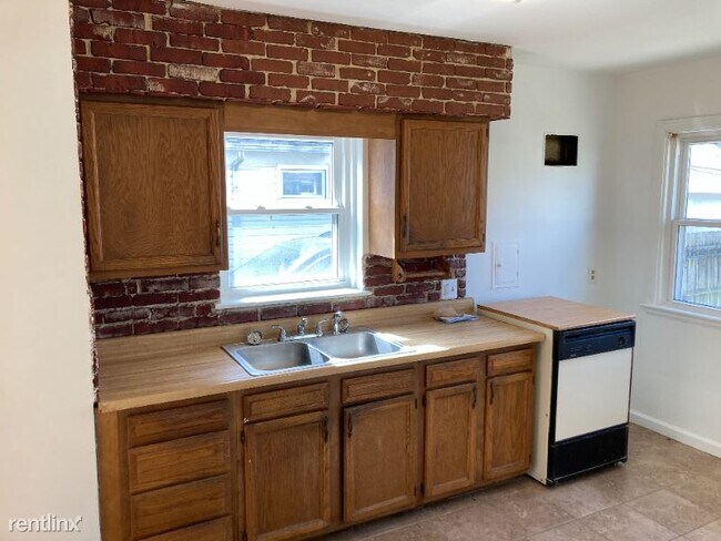 Foto del edificio - 3 br, 1 bath House - 4649 Westway St