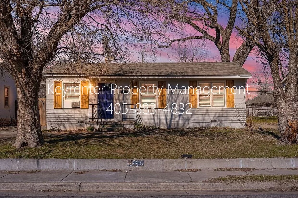 Cozy 3BD/1BTH Home Conveniently Located near I-240 & I-44 - Cozy 3BD/1BTH Home Conveniently Located near I-240 & I-44