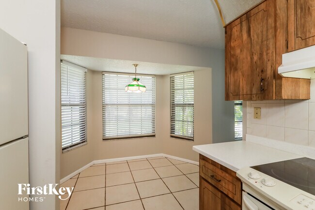 Building Photo - 12122 Cheyenne Trail
