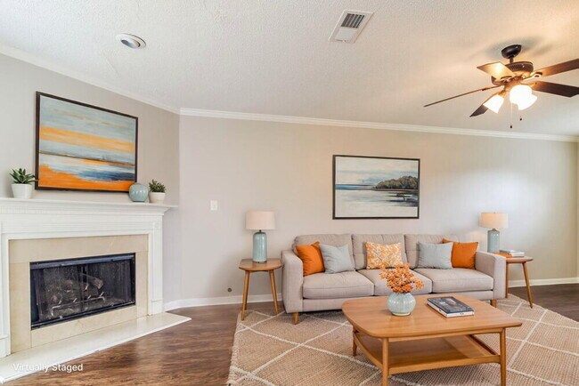 Foto del edificio - 6331 Fairway Hill Cove