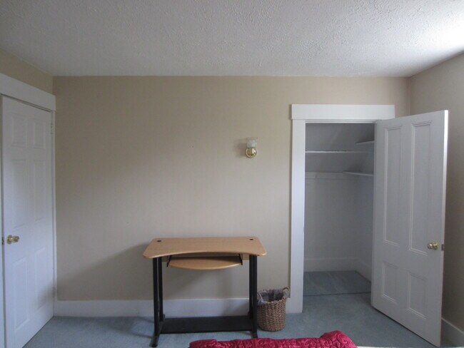 Foto del edificio - 117 Commonwealth Rd