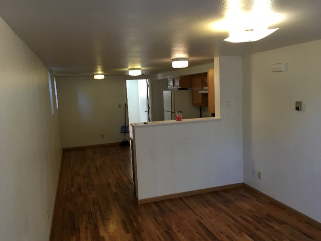 Building Photo - 428 S Grant St