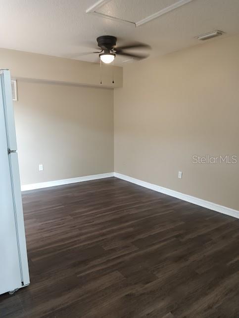 Building Photo - 2817 Fan Palm Dr