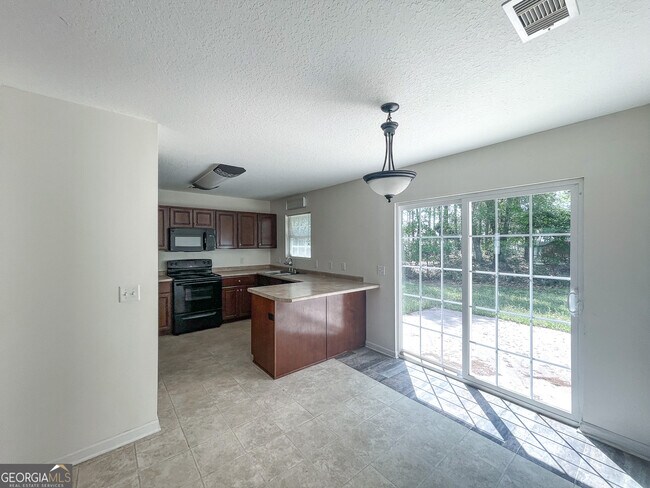 Foto del edificio - 338 S Bridgeport Dr