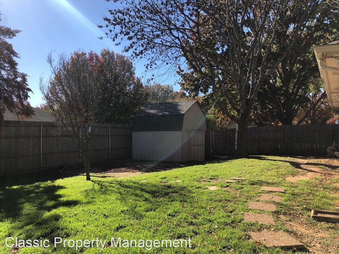 Foto del edificio - 3 br, 2 bath House - 2706 Monthaven Dr.