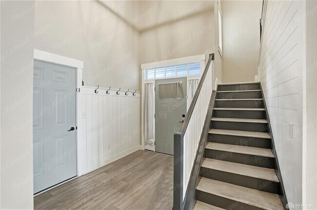 Building Photo - 629 Bungalow Ct