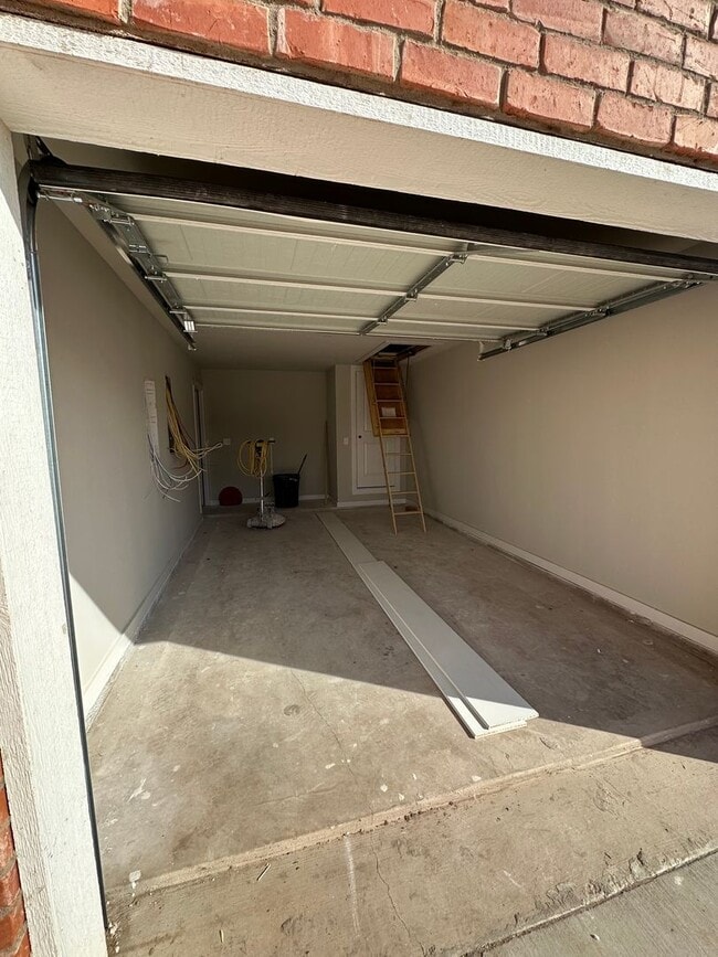 Foto del edificio - Modern Living Starts Here — Pre-Leasing at Hampton Hills!